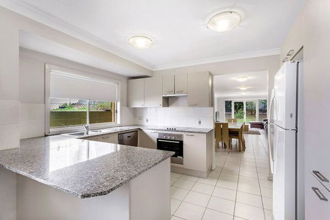Alida Place 1 Lagoons Estate - Foster Accommodation 2