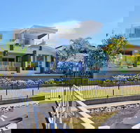 Serene Waters - Foster Accommodation