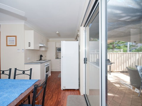 Robinson Street Sandcastles Townhouse 21 23 - Foster Accommodation 7