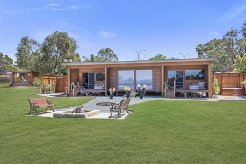 The Swan Valley Retreat - Foster Accommodation 4