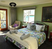 Kinsellas Water Views - Foster Accommodation