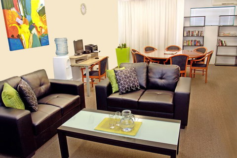 Perth Ascot Central Apartment Hotel - Foster Accommodation 2