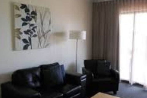 Perth Ascot Central Apartment Hotel - Foster Accommodation 5