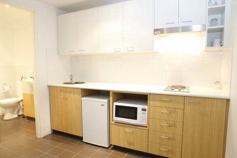 Perth Ascot Central Apartment Hotel - Foster Accommodation 7