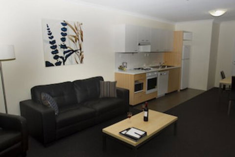 Perth Ascot Central Apartment Hotel - Foster Accommodation 0