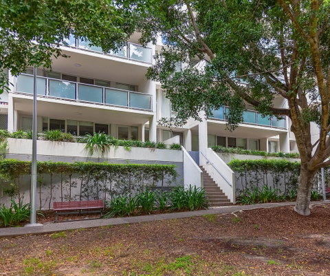 Theodore Apartments - Foster Accommodation 1