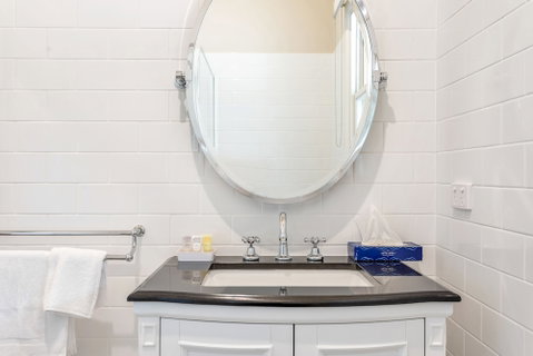 Grandview Accommodation - The Flaxley Apartments - Foster Accommodation 0