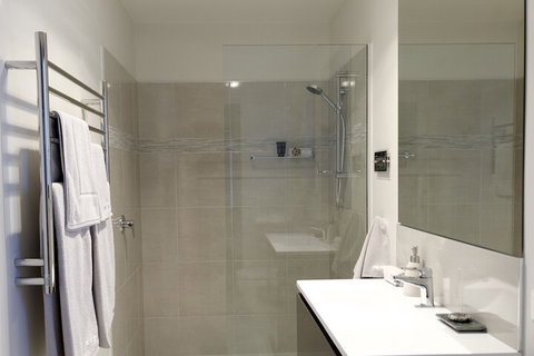 Oceana B&B - Foster Accommodation 7