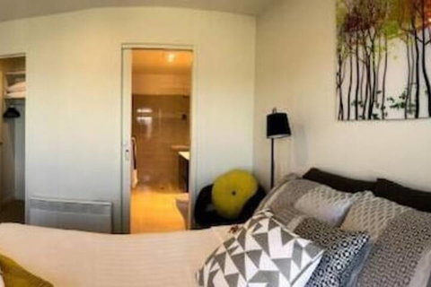 Oceana B&B - Foster Accommodation 6