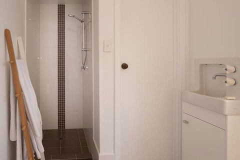 The Kinninmont House - Foster Accommodation 2