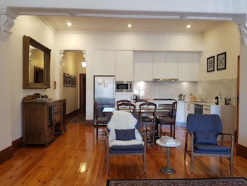 Adelaide Accommodation - Foster Accommodation 0
