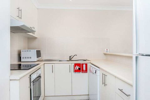 A PERFECT STAY - Heather's Hideaway - Foster Accommodation 2