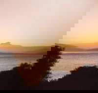 Manfield City Waterfront View Cottage - Foster Accommodation