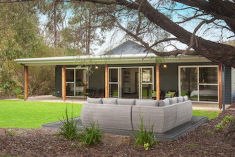 The Peppy Tree - Foster Accommodation 0
