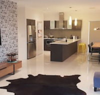 Big House in Melville - Foster Accommodation