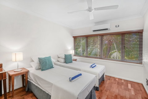 Poolside Apt In Alamanda Beachfront Resort 55 - Foster Accommodation 2