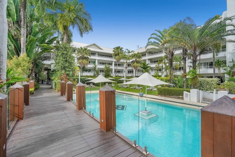 Poolside Apt In Alamanda Beachfront Resort 55 - Foster Accommodation 0