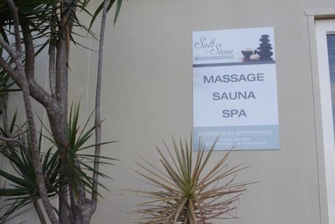 Aqualuna Apartments - Foster Accommodation 4