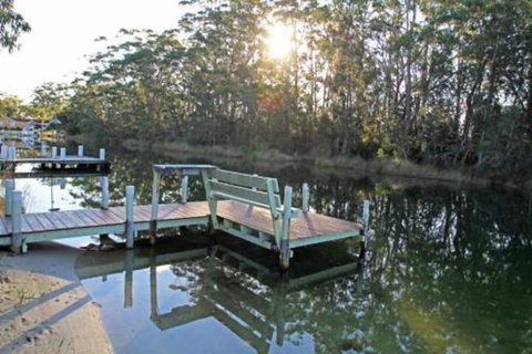 Thora Street Waterfront - Foster Accommodation 0