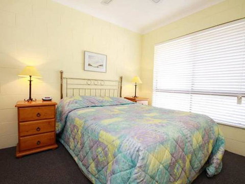 Villa Manyana 09 - Foster Accommodation 3