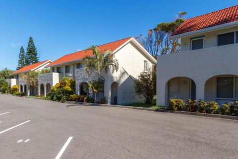 Villa Manyana 09 - Foster Accommodation 0