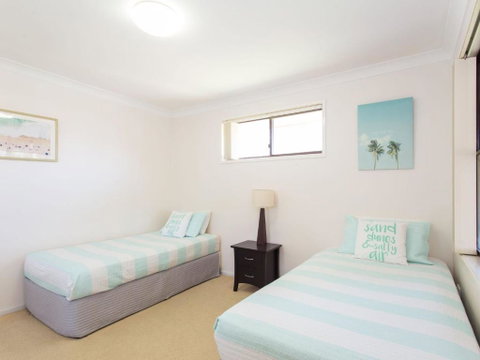Beach Break - Foster Accommodation 6
