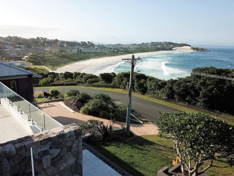 Beach Break - Foster Accommodation 1
