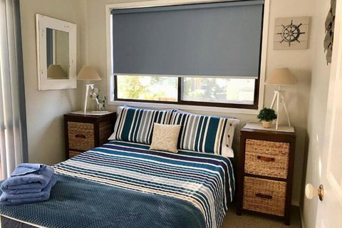 Lakeview Cottage - Foster Accommodation 6