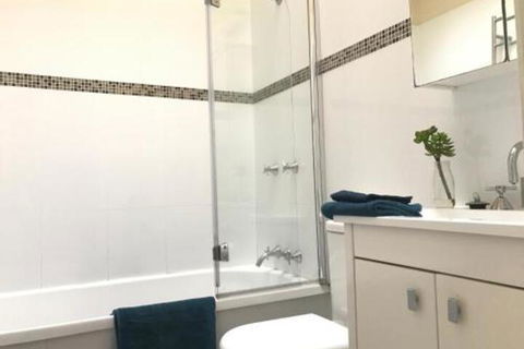 Zaara - Foster Accommodation 5