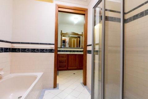 Birchgrove Terrace Unit 3 - Foster Accommodation 1