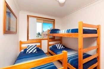 Birchgrove Terrace Unit 3 - Foster Accommodation 0