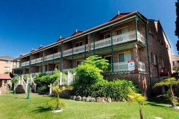 Birchgrove Terrace Unit 3 - Foster Accommodation 6