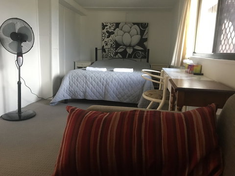 Nerang 66 House - Foster Accommodation 3