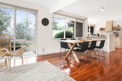 Backyard Bliss - Foster Accommodation 4