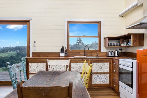Clunes Cottage - Foster Accommodation 2