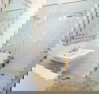 TRANQUILO BEACH HOUSE - Foster Accommodation