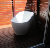 Yurt by Sea - Foster Accommodation