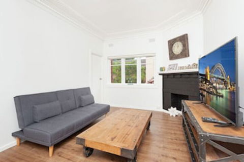 Newly Renovated Apt Close To CBD Unit 2 - Foster Accommodation 0