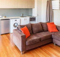 Two Islands at the Jetty - Foster Accommodation