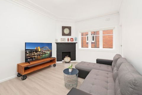 Newly Renovated Apt. Close To CBD Unit 1 - Foster Accommodation 0
