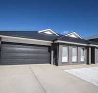 Serene Shores - Foster Accommodation
