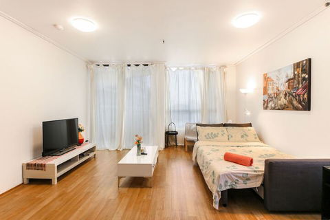 Amazing Location Cozy Stay With Parking - Foster Accommodation 4