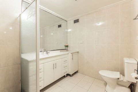 Amazing Location Cozy Stay With Parking - Foster Accommodation 7