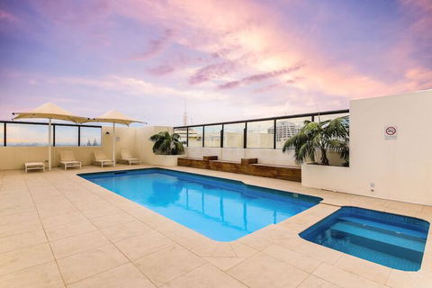 Amazing Location Cozy Stay With Parking - Foster Accommodation 2