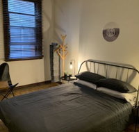 Central Club Hotel - Foster Accommodation