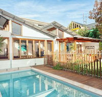 Sunny Family Beach House - Foster Accommodation