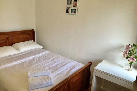 Riverton Lodge - Walk To Shopping Centre - Foster Accommodation 6