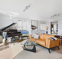 Darling Harbour Penthouse Views  Hot Tub - Foster Accommodation