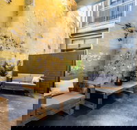 Isla 2BDR Fitzroy Apartment - Foster Accommodation