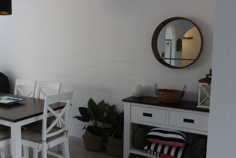 Oceanside - Foster Accommodation 3